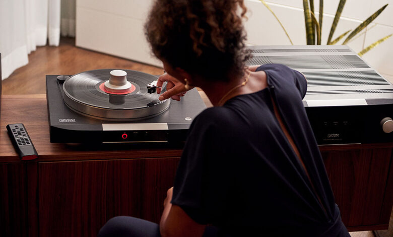 Foto © Harman International Industries Inc. | Mark Levinson N°5105 Turntable