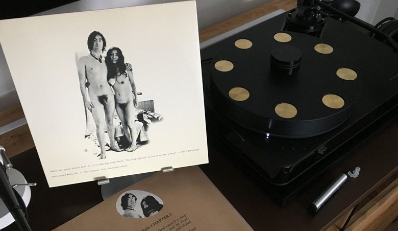 Yoko Ono präsentiert Teile ihrer Diskographie auf Vinyl und Digital