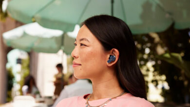 Foto © Harman International | JBL Tour PRO 3 Blue Edition