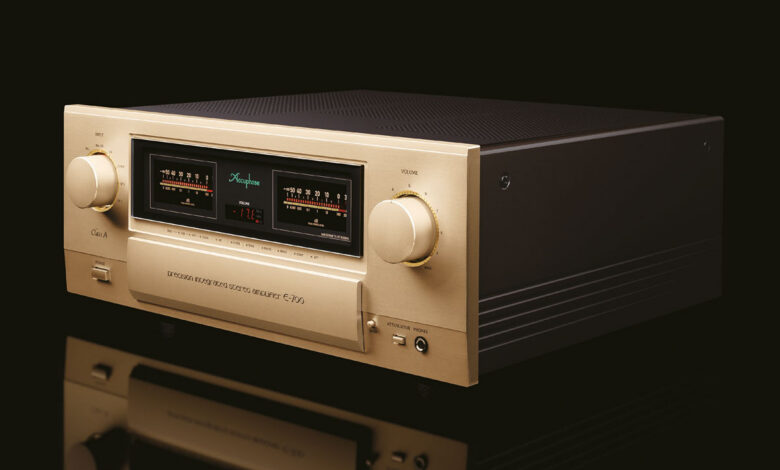 Foto © Accuphase Laboratory Inc. | Accuphase E-700 Class A Precision Integrated Stereo Amplifier