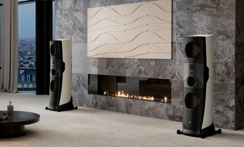 Foto © Dali A/S | Dali KORE - Neue exklusive Hochglanz-Farben für das High-End Flaggschiff