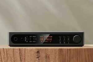 Foto © FiiO Electronics Technology Co. Ltd. | FiiO DM15 R2R Truly Portable and Truly HiFi Portable Stereo CD Player