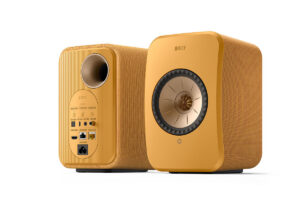 Foto © KEF | KEF LSX II Amber Haze und KEF LSX II Cotton White