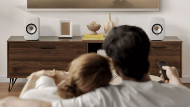 KEF LSX II Amber Haze und KEF LSX II Cotton White 11 Foto © KEF | KEF LSX II Amber Haze und KEF LSX II Cotton White