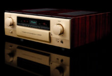 Foto © Accuphase Laboratory Inc. | Accuphase C-3900S Precision Stereo Preamplifier