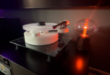 Foto © sempre-audio.at | Philips Hue Lightguide Table Lamp